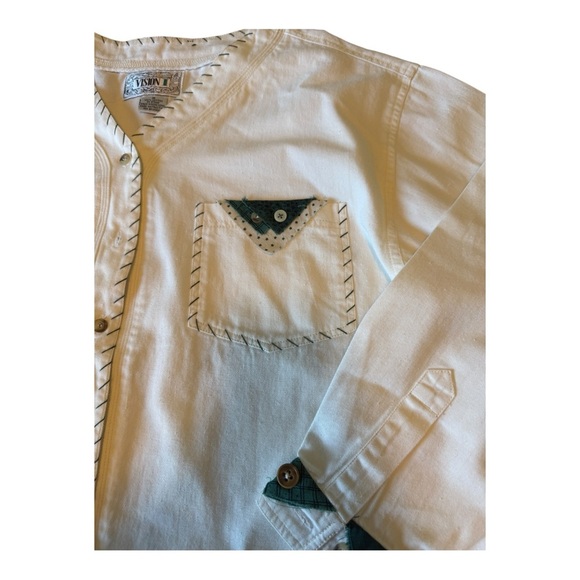 Vintage Stitched Christmas Tree Print Button Up Shirt Size Medium Oversized - Picture 6 of 15